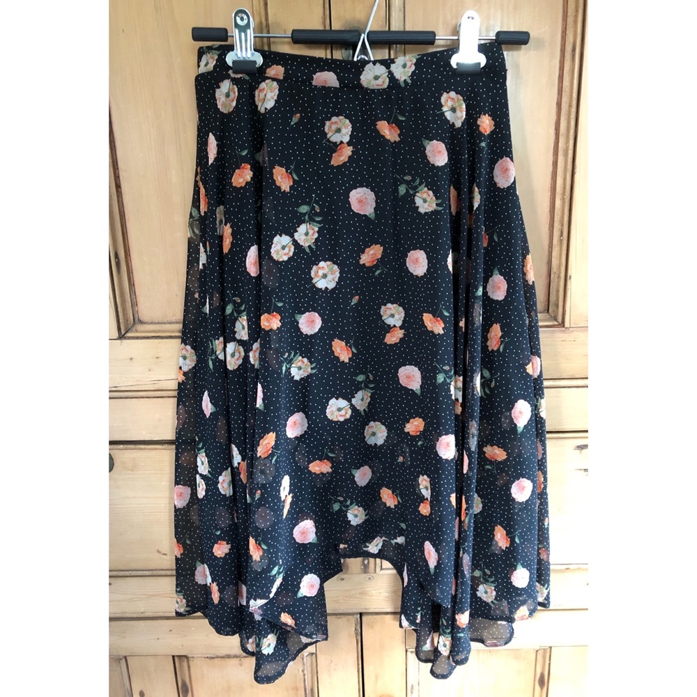 New Look Midi Floral Skirt